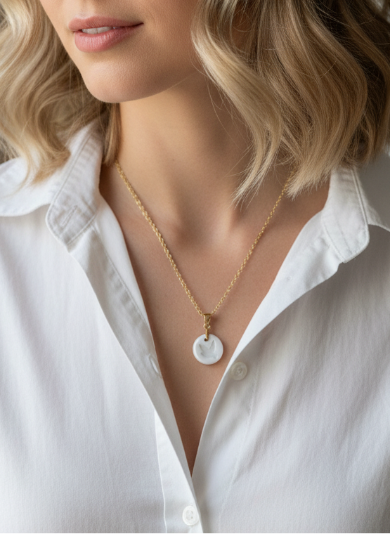 Médaillon Colombe en Porcelaine