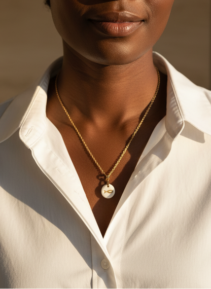 Médaillon Ichtus en Porcelaine et Or