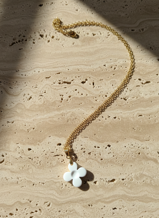 Médaillon Trèfle en Porcelaine